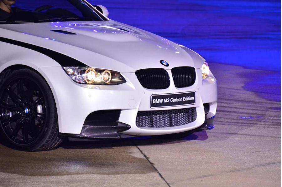  BMW M3 Carbon Edition 2011 года  (фото 14 из 18)